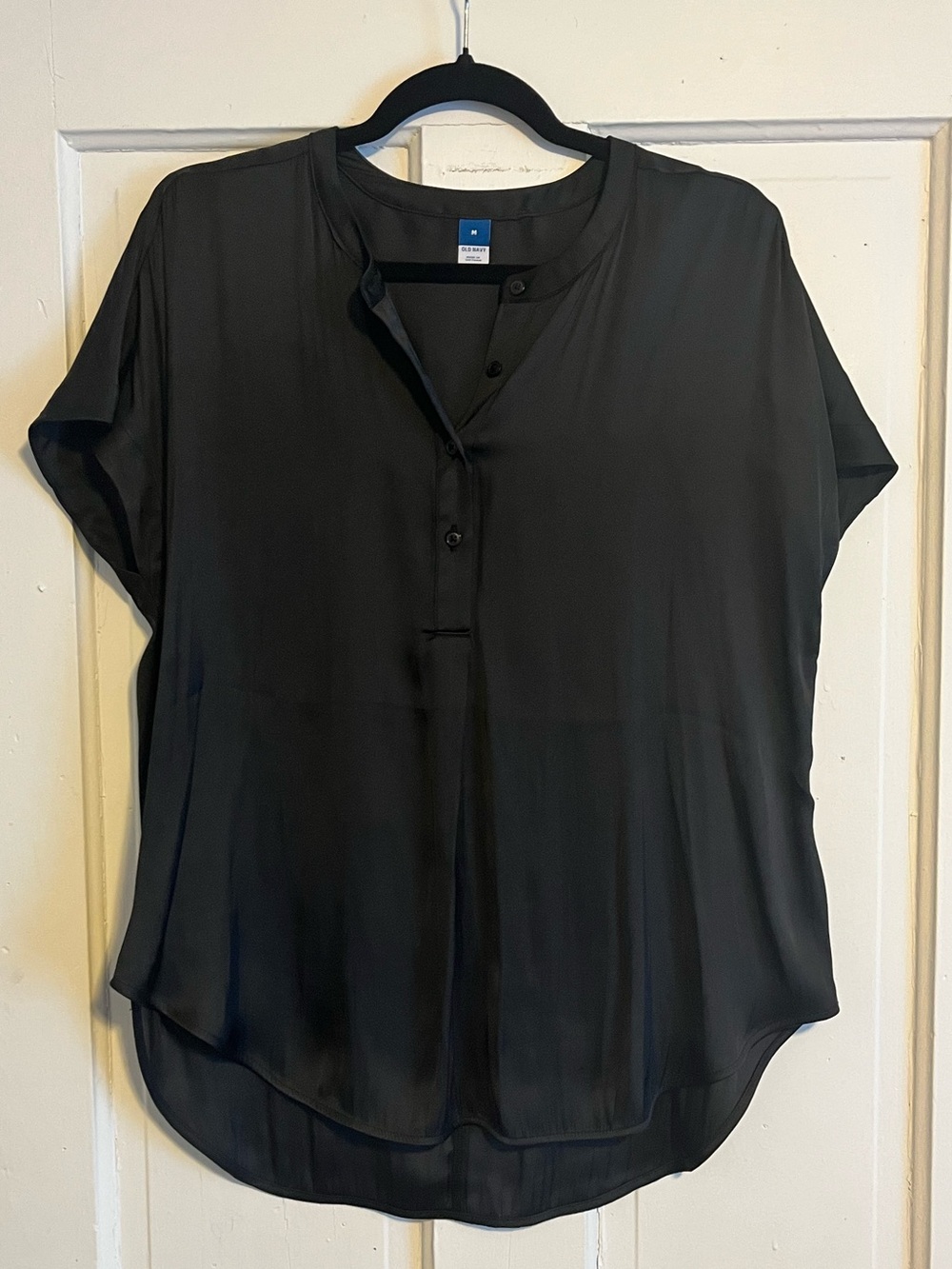 Old Navy Black Short-Sleeve Button Henley Blouse